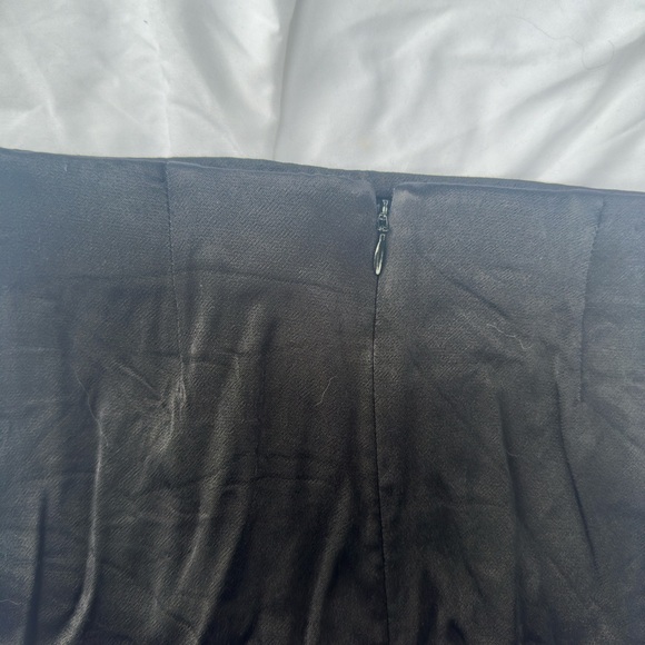 wilfred silk black mini skirt w/ small silt - Picture 6 of 6